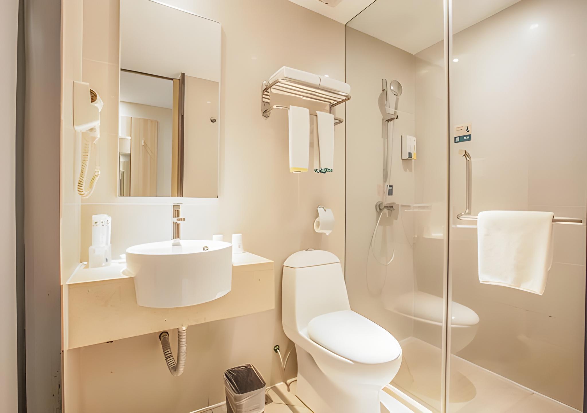 City Comfort Inn (Liuzhou Yaobu Old Town) 39/39