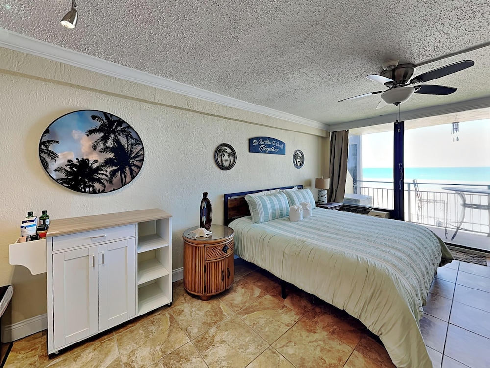 HAWAIIAN INN 42/81