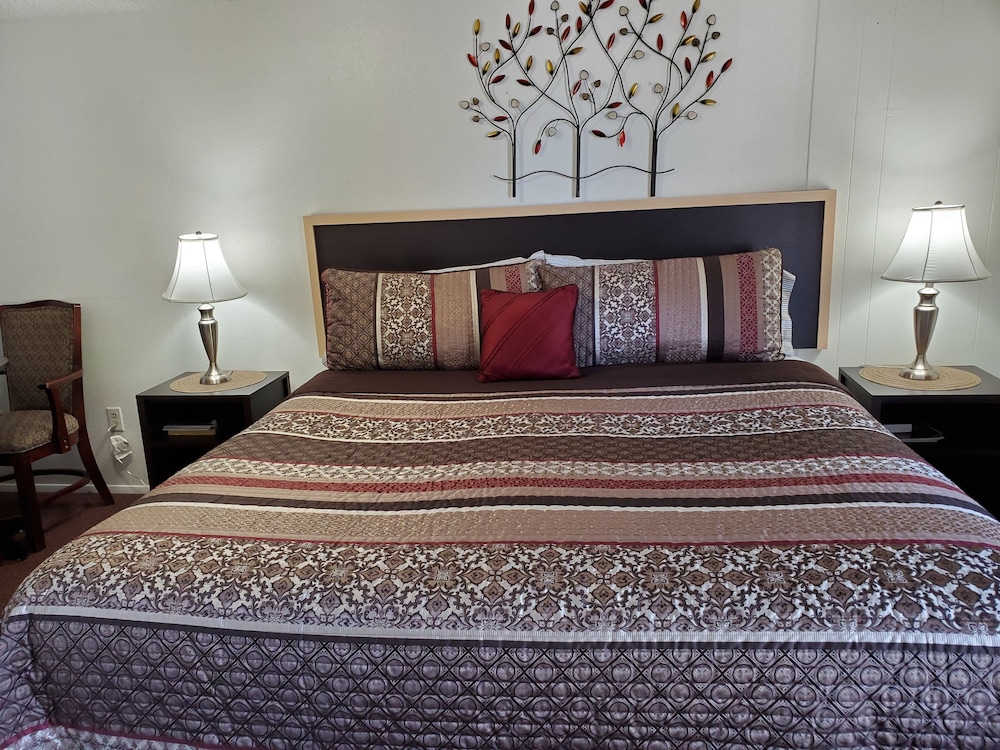 Sonoma Lodge 9/62