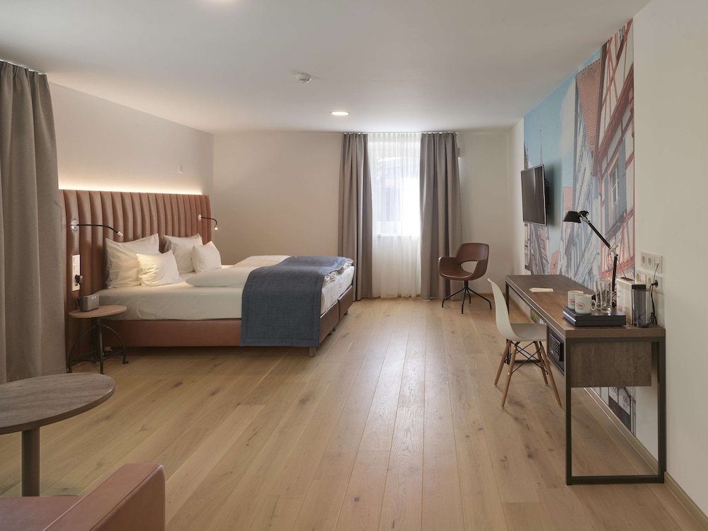 Aiden by Best Western Biberach 12/42