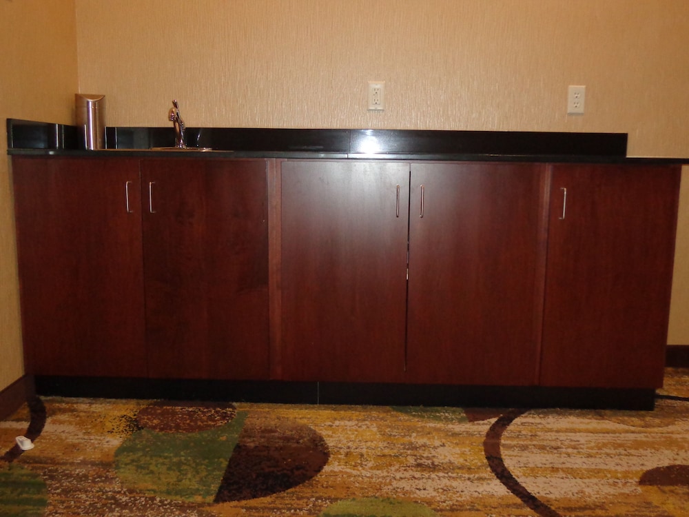 Comfort Inn & Suites Marquette - Prairie du Chien 12/55