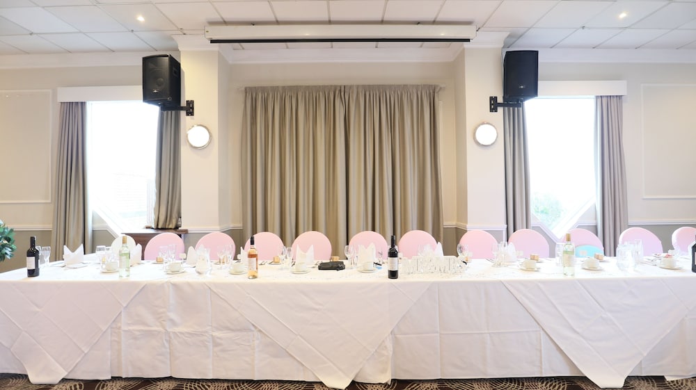 Citrus Hotel Coventry By Compass 45/50
