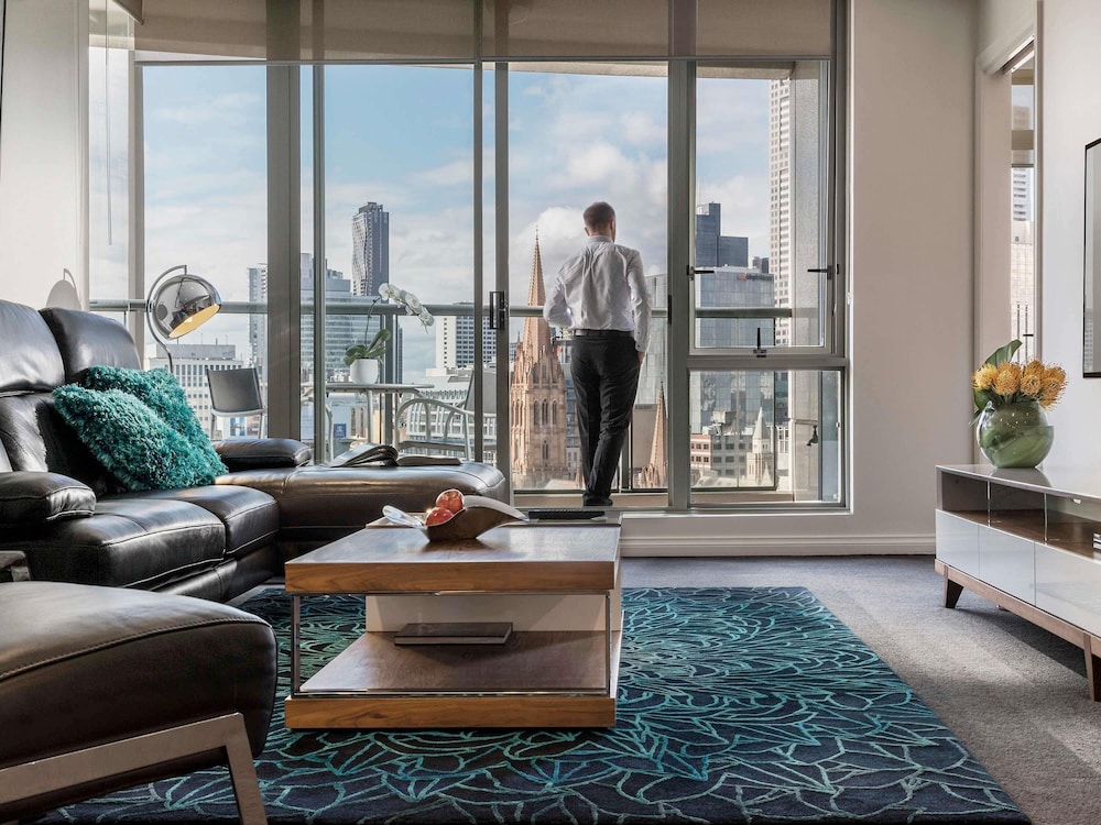 Quay West Suites Melbourne 55/81