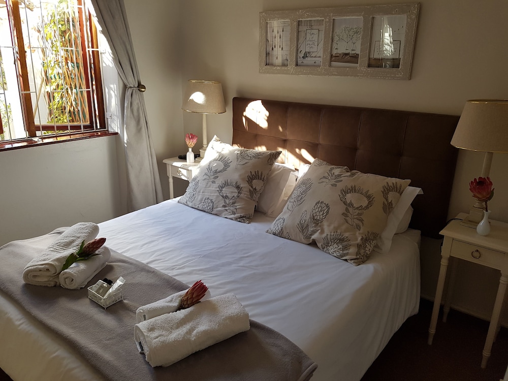 Valley Heights Guest House B&B 8/29
