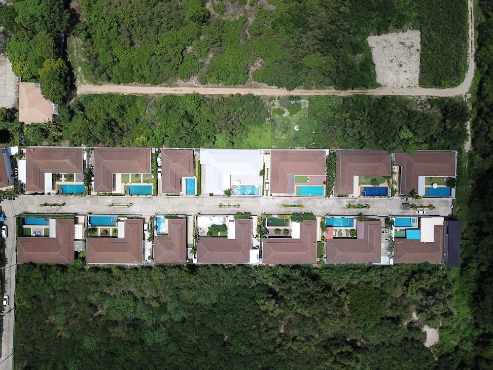 Thiva Pool Villa Hua Hin 68/68