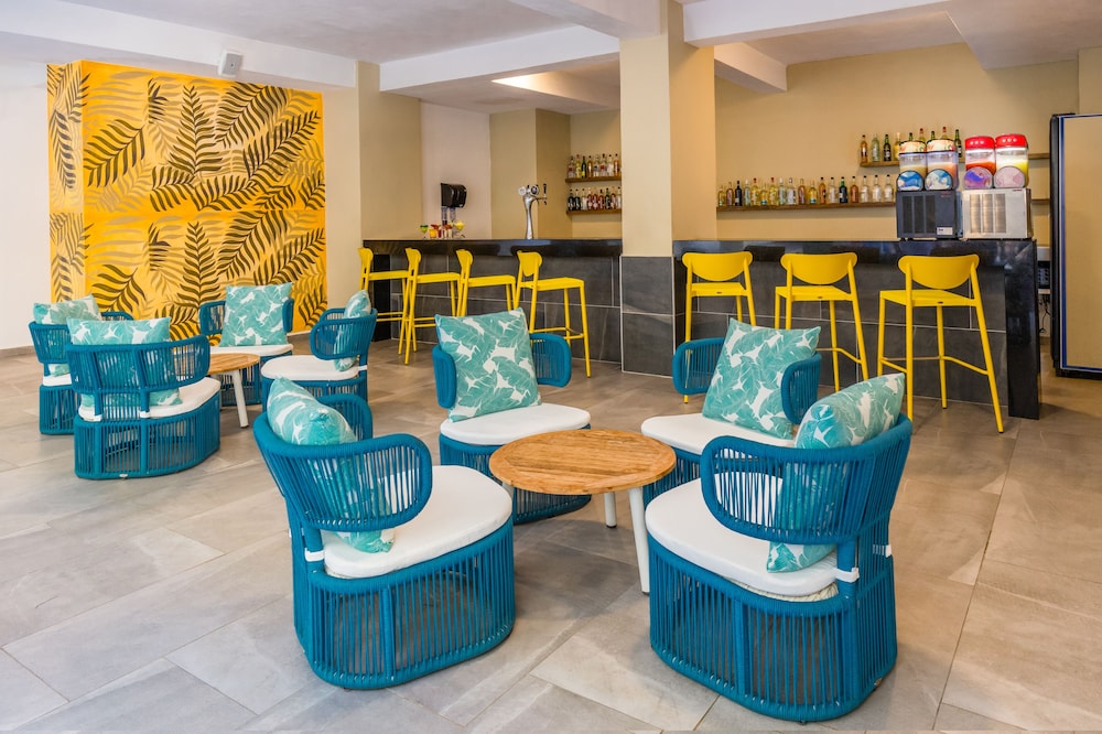 Decameron Isla Coral Guayabitos Ramada All Inclusive Resort 26/48