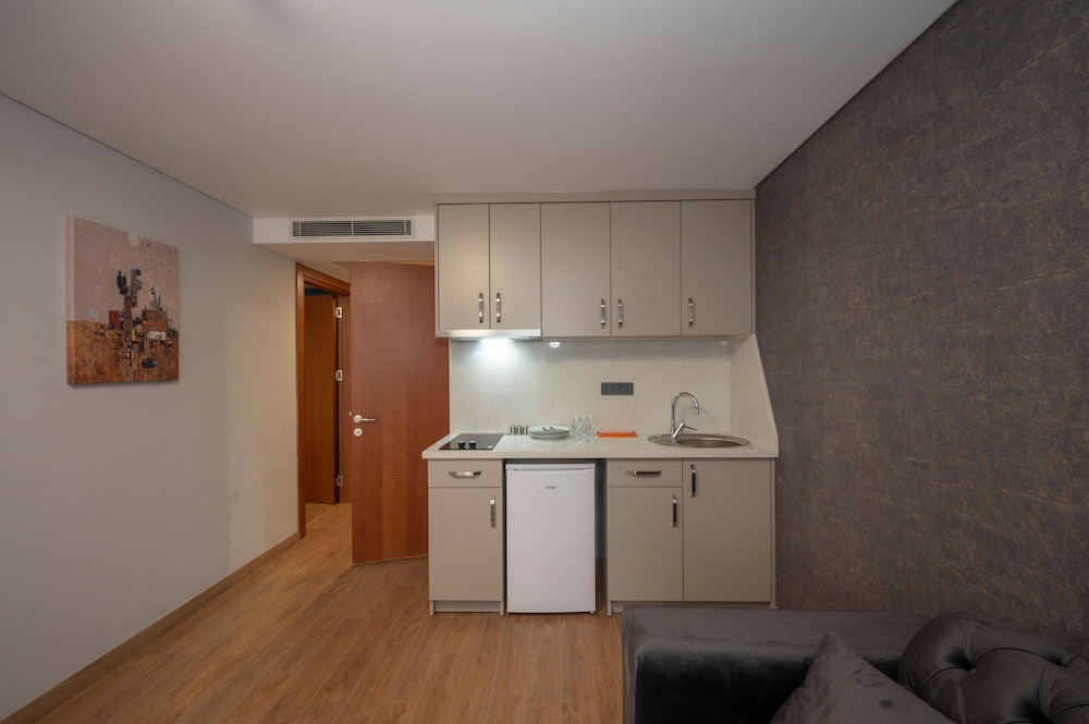 Ka Suites & Hotel 7/58