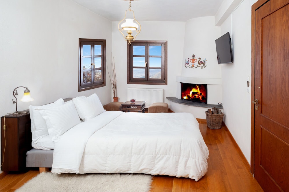 Erofili Hotel and Suites 13/45