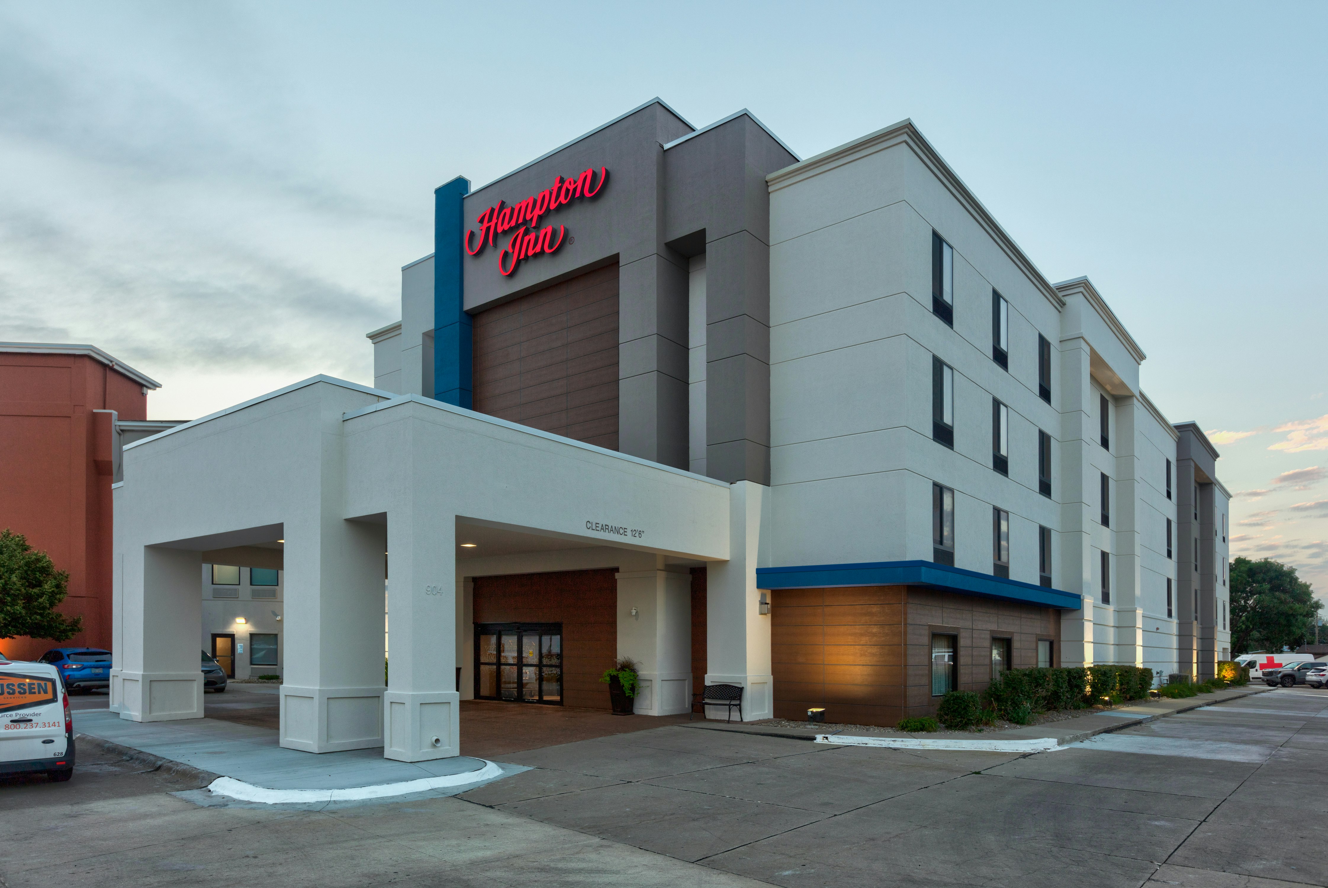 Hampton Inn Norfolk Ne 33/35