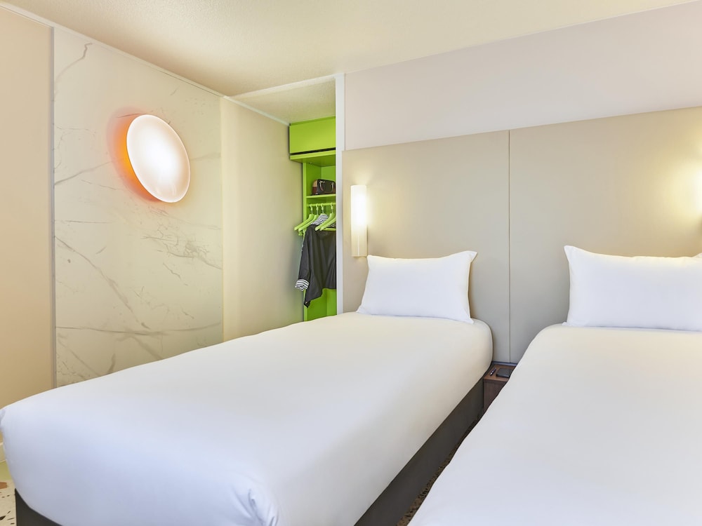 greet hotel Versailles - Voisins Le Bretonneux (ex. Campanile Voisins-Le-Bretonneux) 13/49