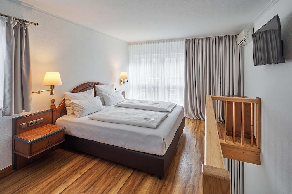 1 Bedroom, Comfort, Suite, King Bed, 2 Bathrooms