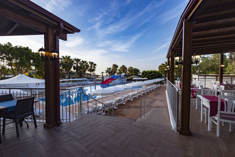 Grand Paradise Hotel 29/50