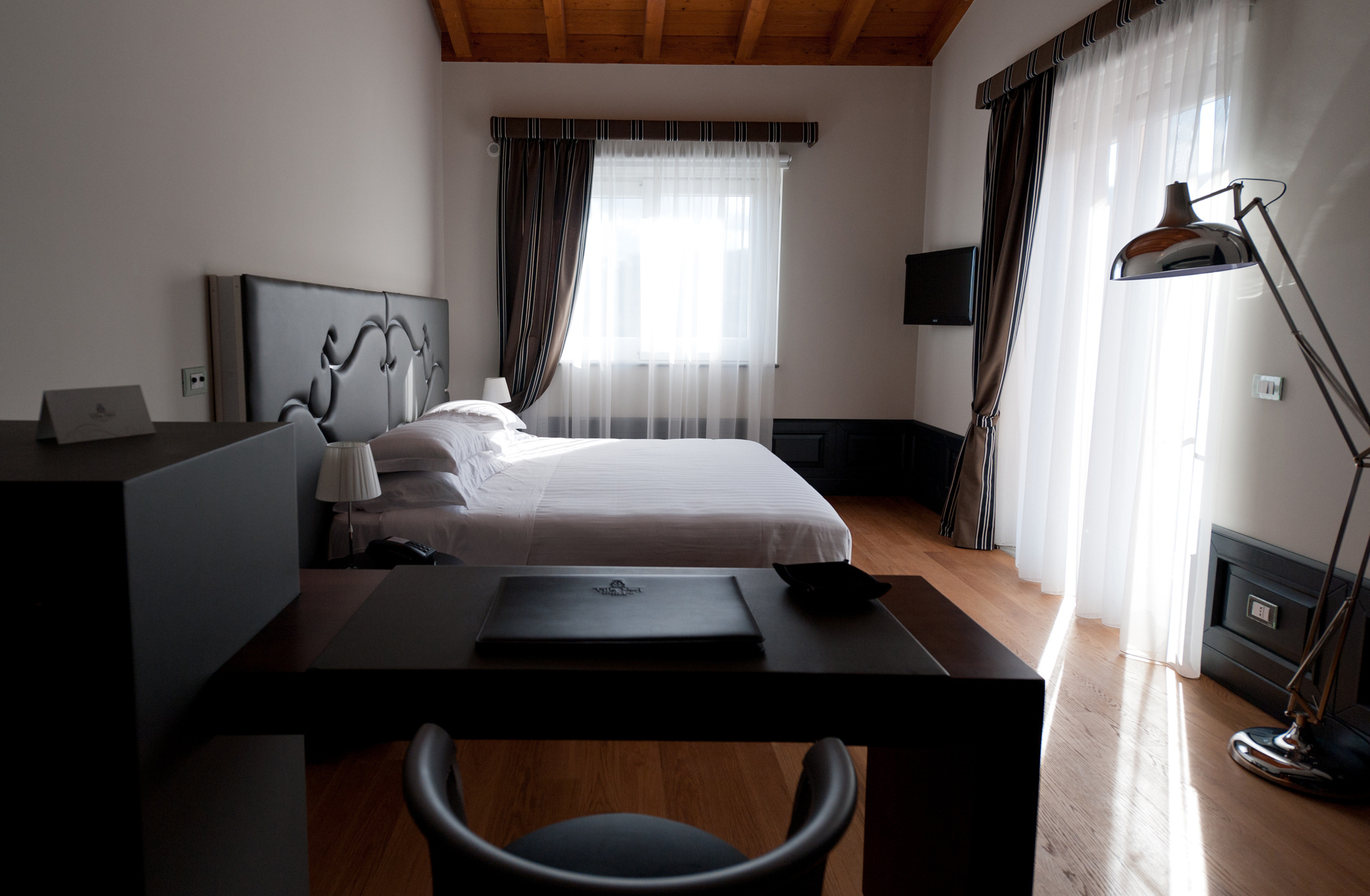 Deluxe, Double Bed