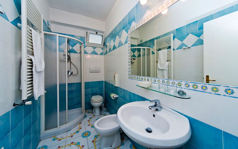 Hotel Bellevue Benessere and Relax 41/45