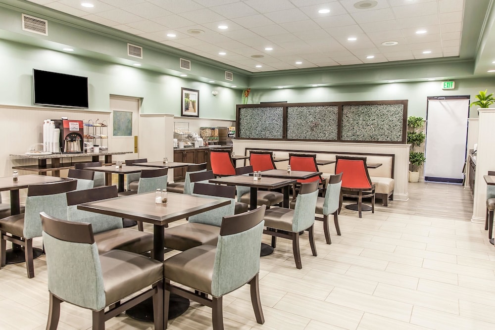 Comfort Suites Ocean City West 36/46