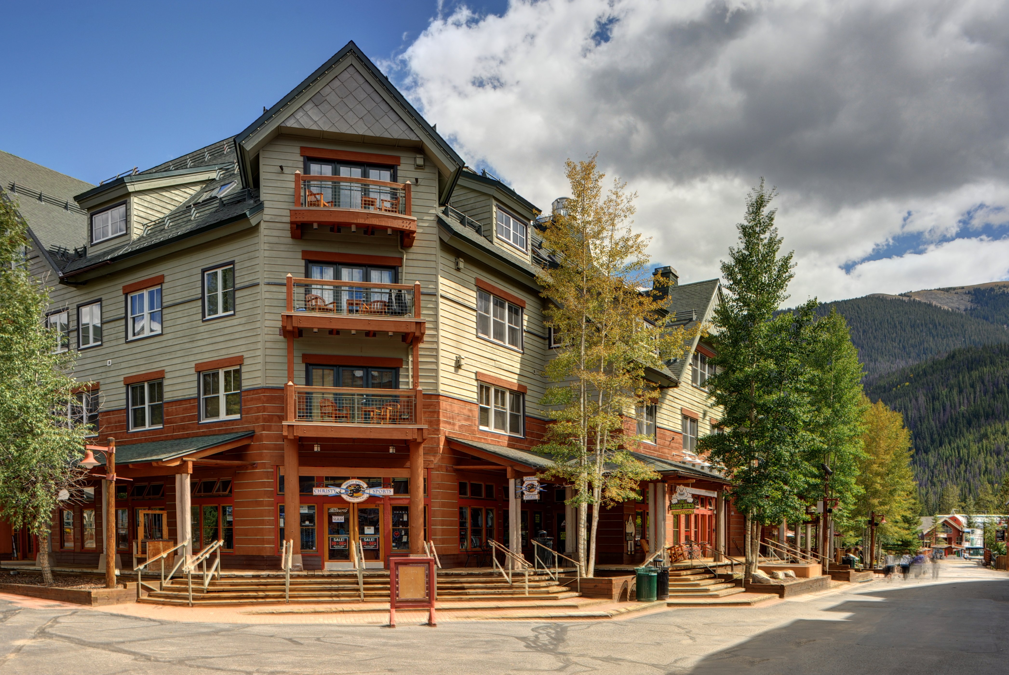 Jackpine & Black Bear Condos 2/32