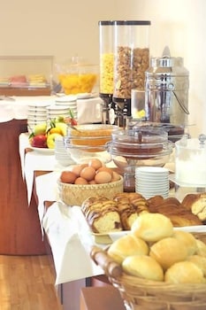 Hotel Samaras 20/25