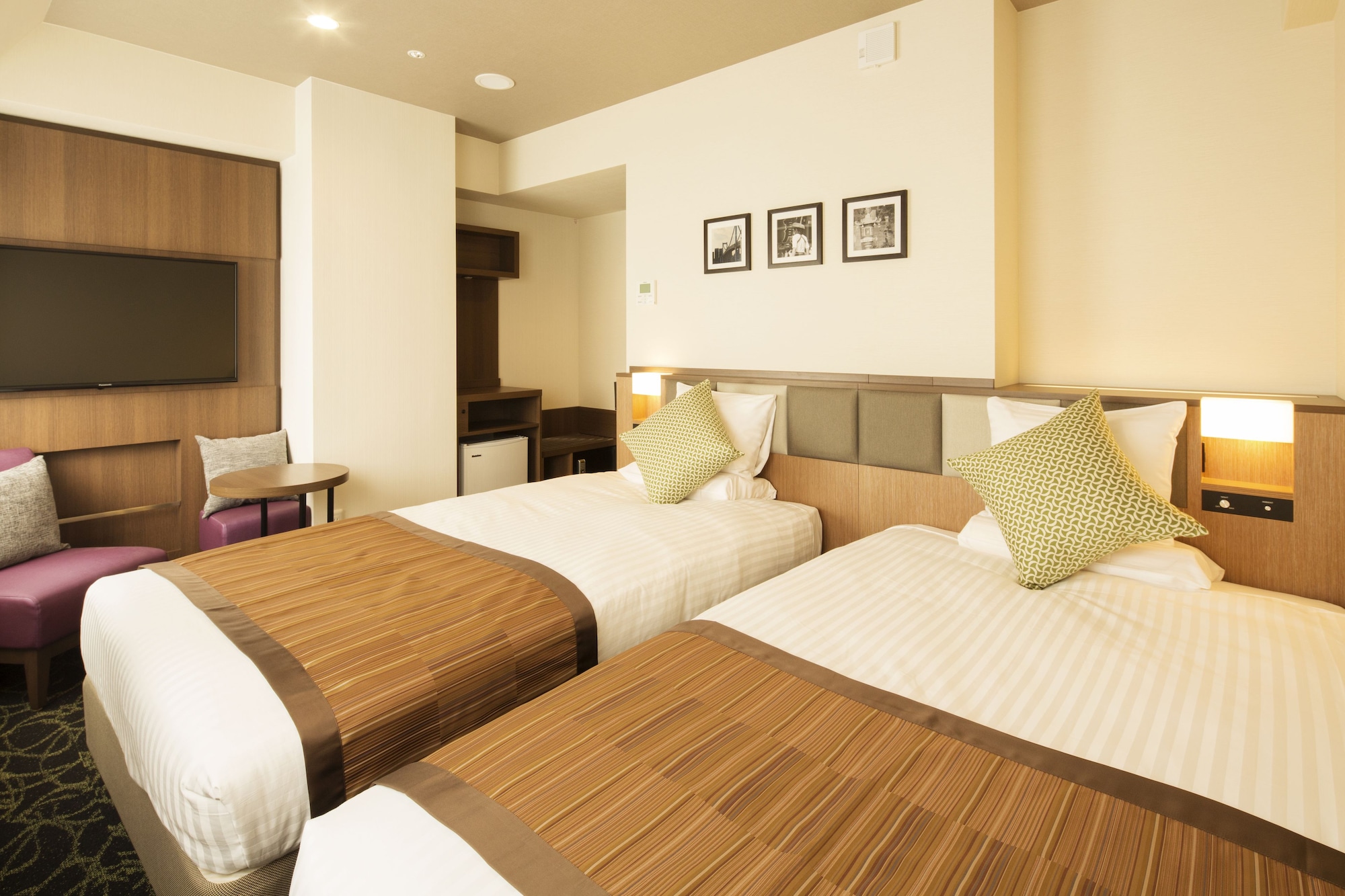Standard, Twin Beds, Smoking