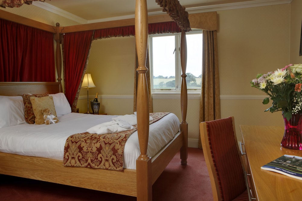 Executive, 4 People, Queen Bed