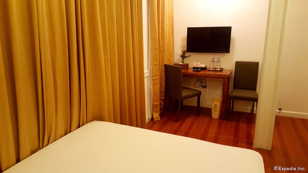 Makati Riverside Inn 54/54