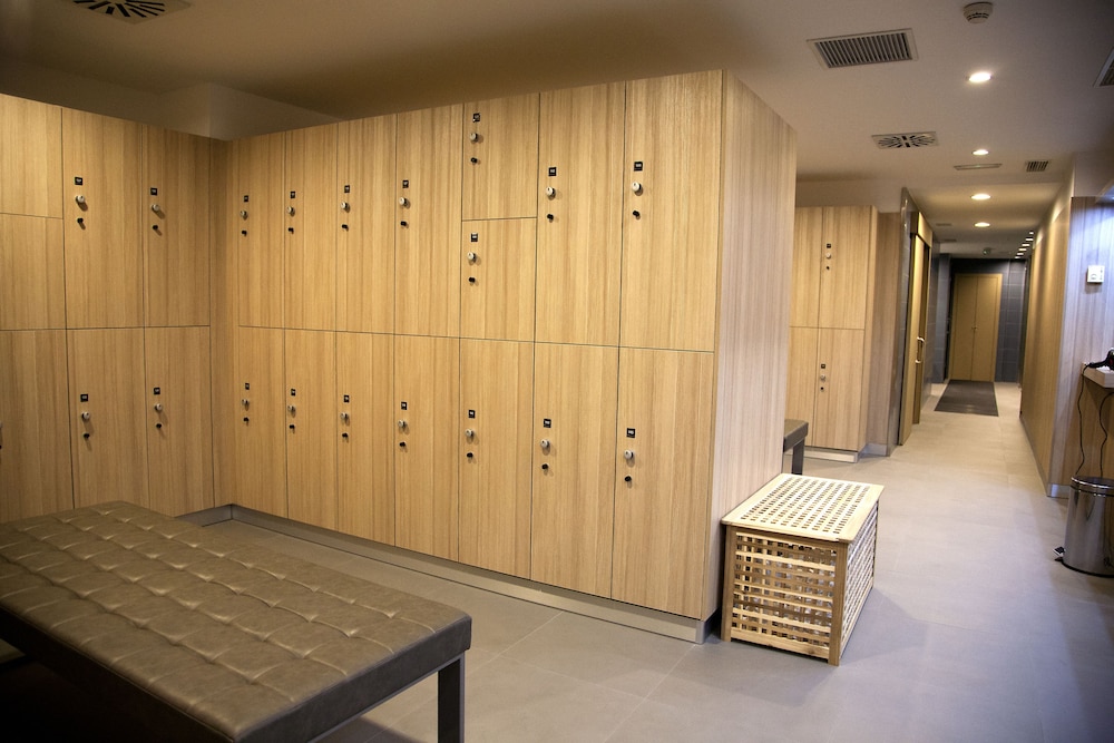 Hotel Aravaca Village 26/55