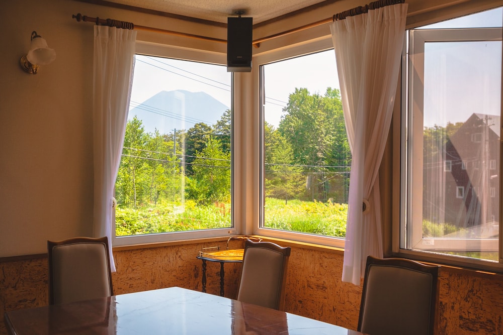 The Niseko Ski Lodge - Higashiyama 17/50