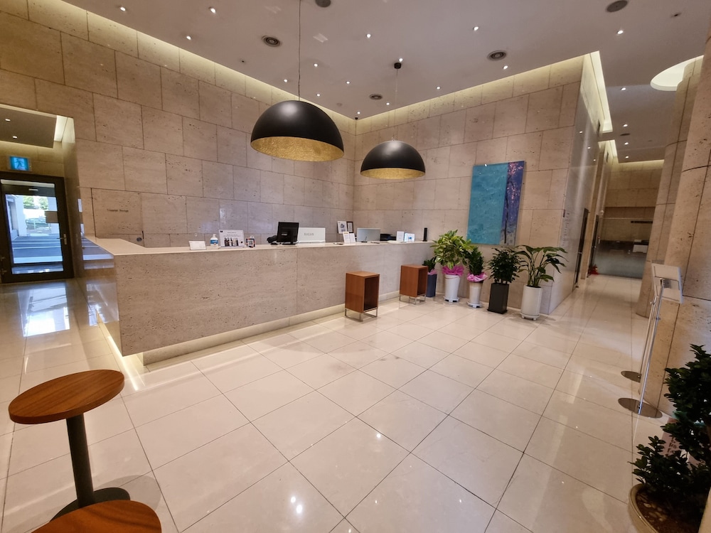 Pine Grove Hotel 14/57