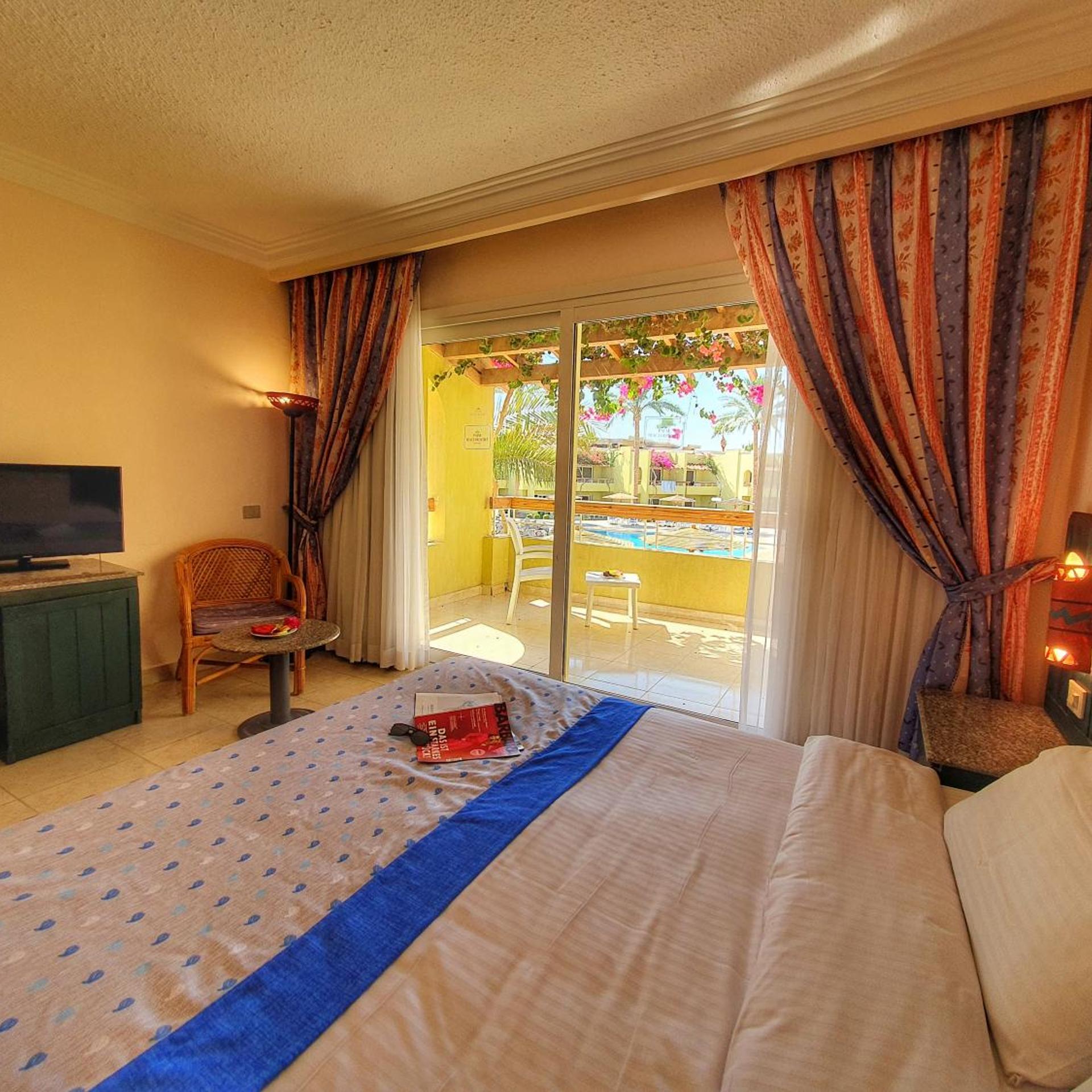 غرفة قياسية بإطلالة على المسبح، Palm Beach Resort 3/5