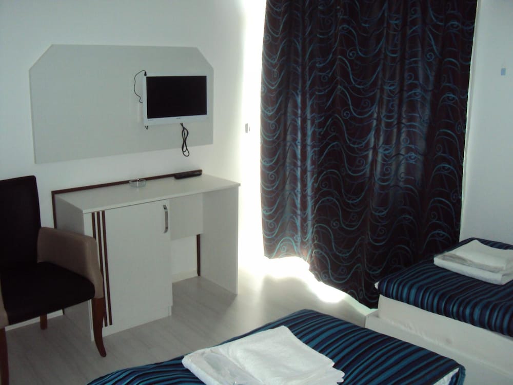 Teos Hotel 25/37