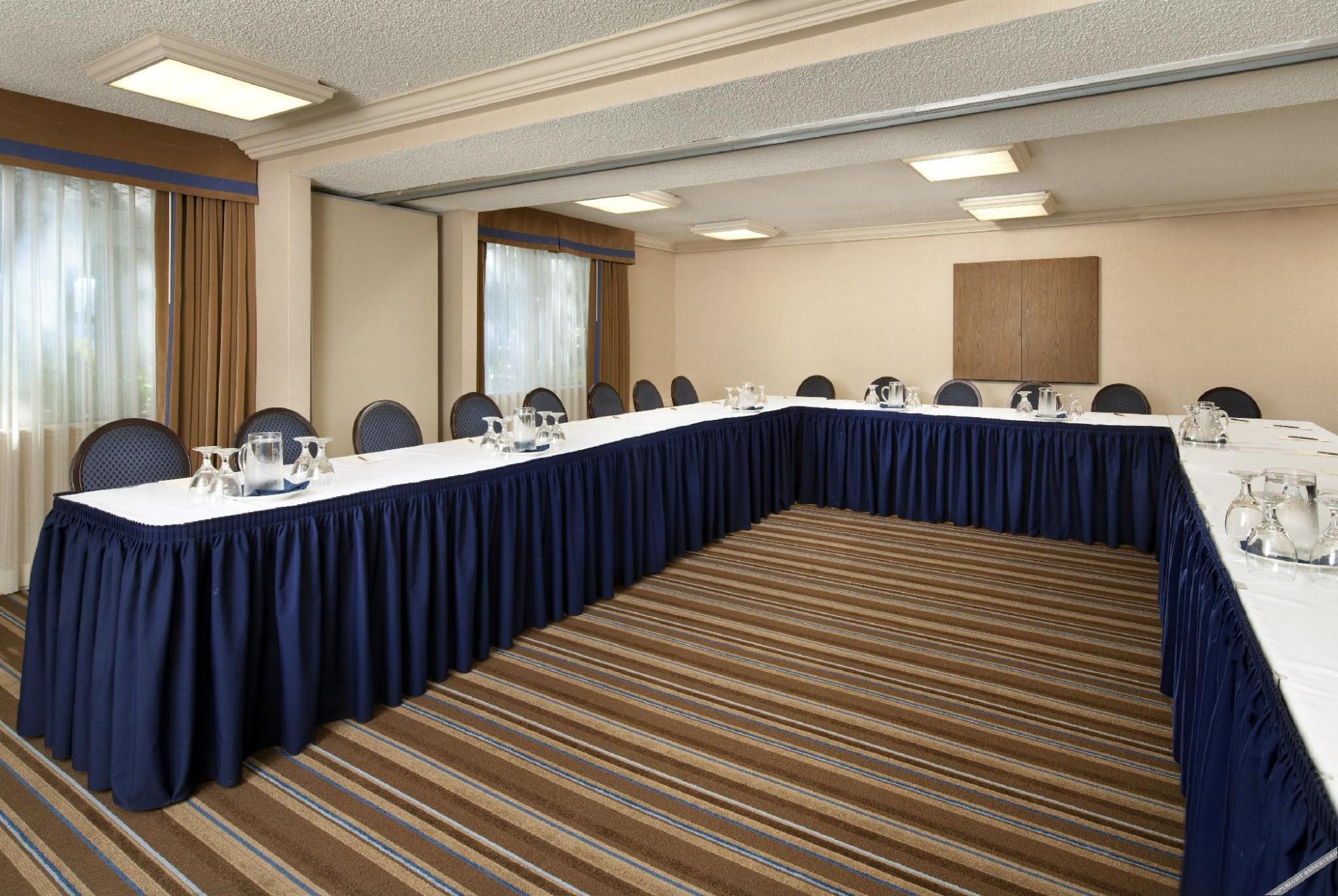 Sheraton Sunnyvale Hotel 26/28