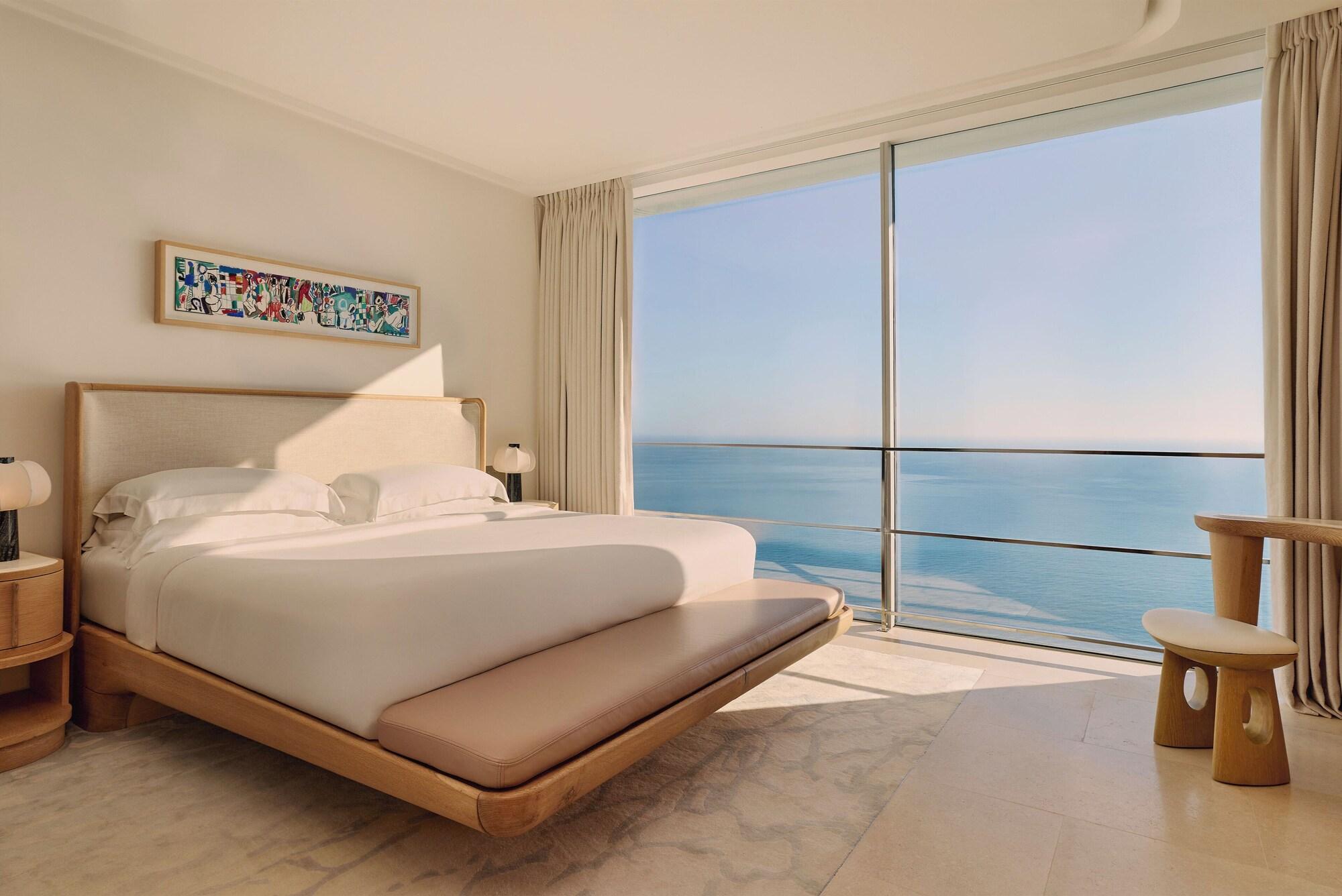 Duplex, Suite, Private Infinity Pool