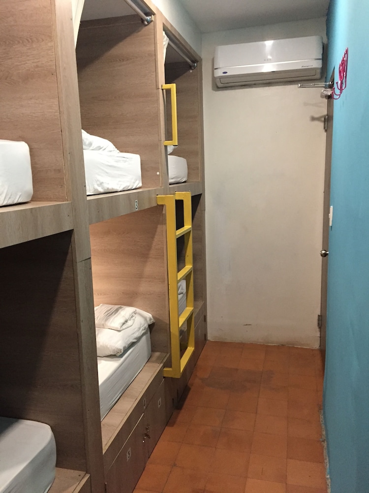 Hostal Casa 33 39/44