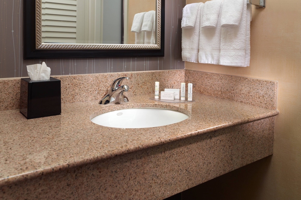 Courtyard by Marriott Atlanta Duluth/Gwinnett Place 37/52