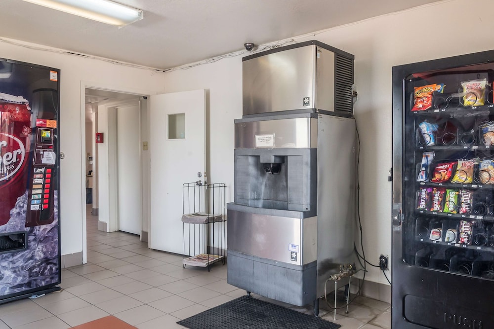 Motel6 Mesquite, TX - Rodeo - Convention Ctr 9/39