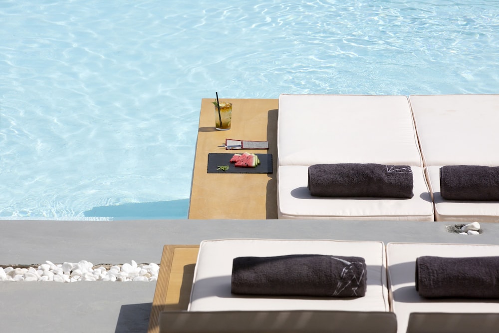 Dreambox Mykonos Suites 9/53