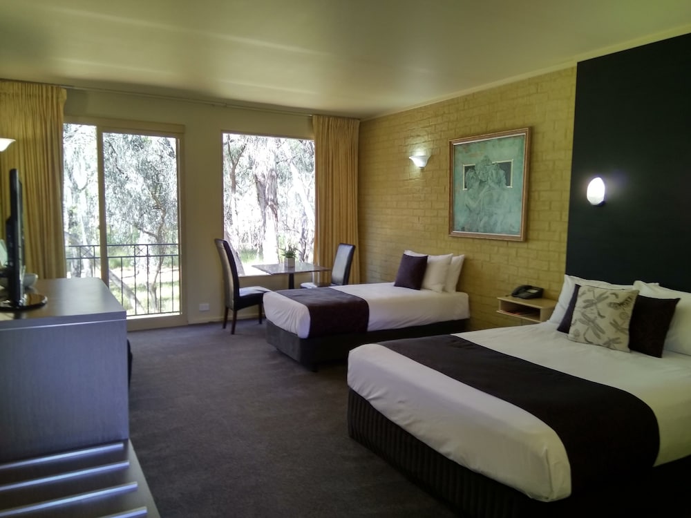 Spa, Comfort, Triple, Queen and Twin Beds