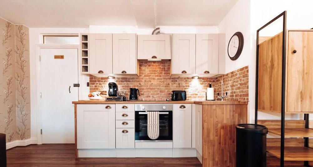 OYO Ricky Road Guest House - Budget 11/59