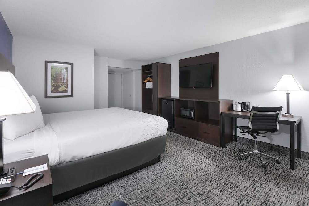 Surestay Plus Hotel By Best Western Gatlinburg 12/30