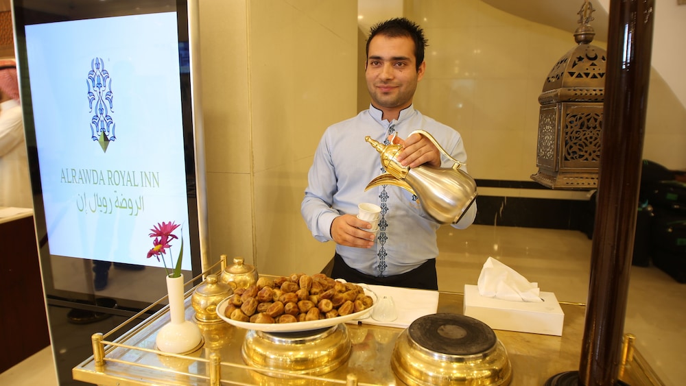 رويال الروضة(Al Rawda Royal Inn) 36/62