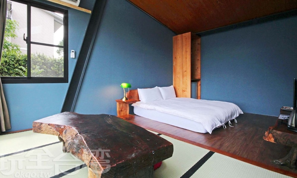 ROOM, DOUBLE BED, WITH VIEW