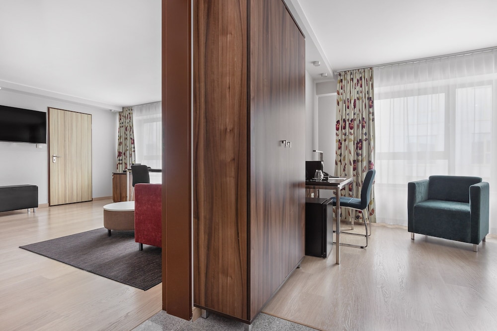 HOTEL MODERNO 47/63