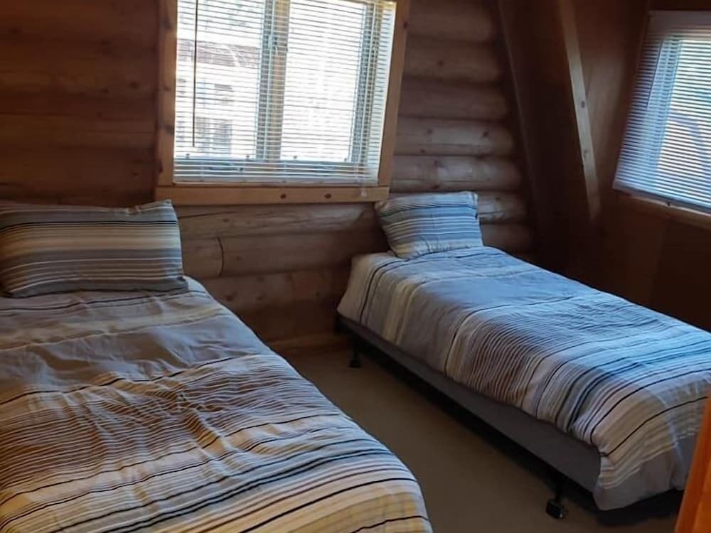 Black Forest B&B Lodge & Cabins 14/49