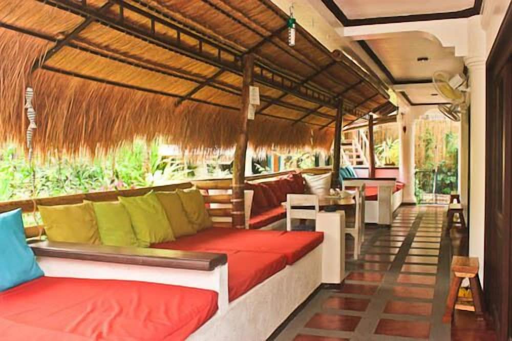 Lanterna Hotel Boracay 32/44