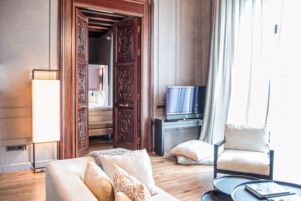 CoolRooms Palacio Villapanes 5 GL 37/65