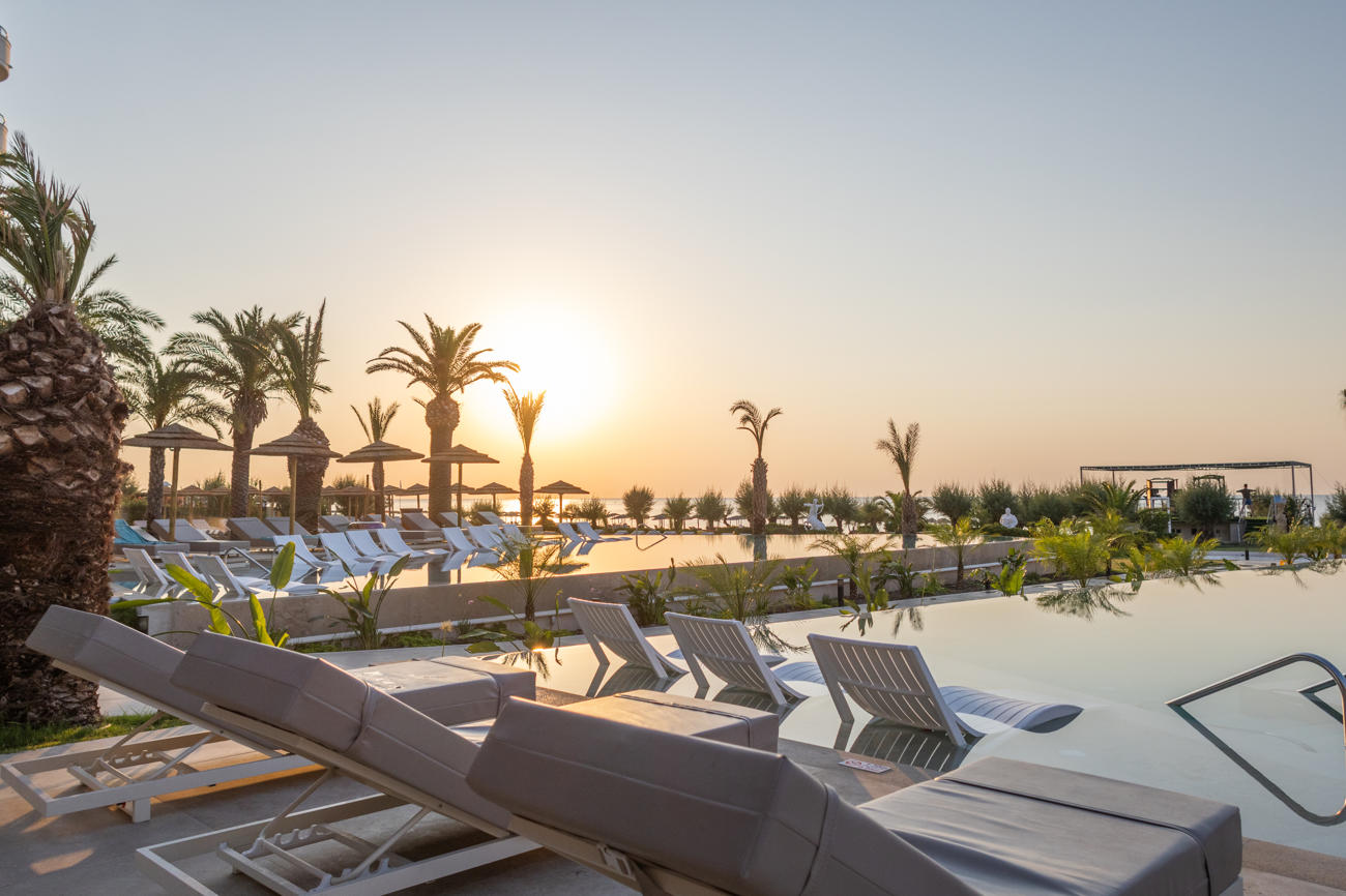 Pegasos Deluxe Beach Hotel 86/113