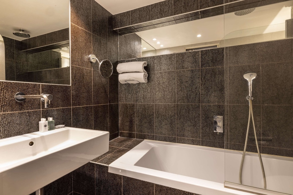 Atn Hotel 55/60