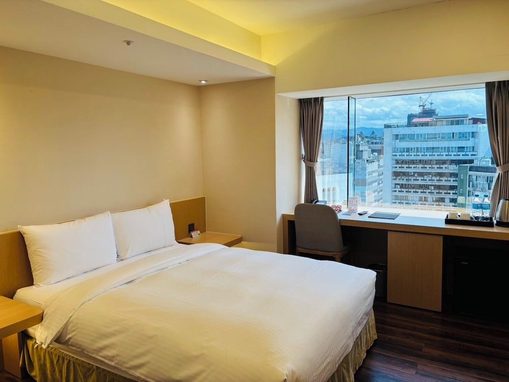 Eastin Taipei 30/71