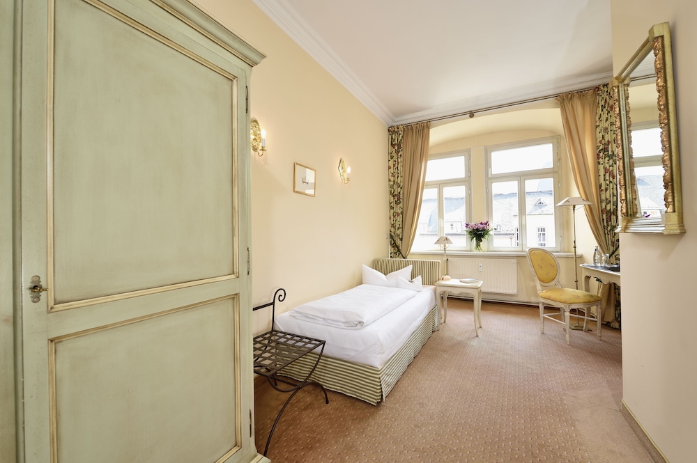 Hotel Graf von Mansfeld 13/50