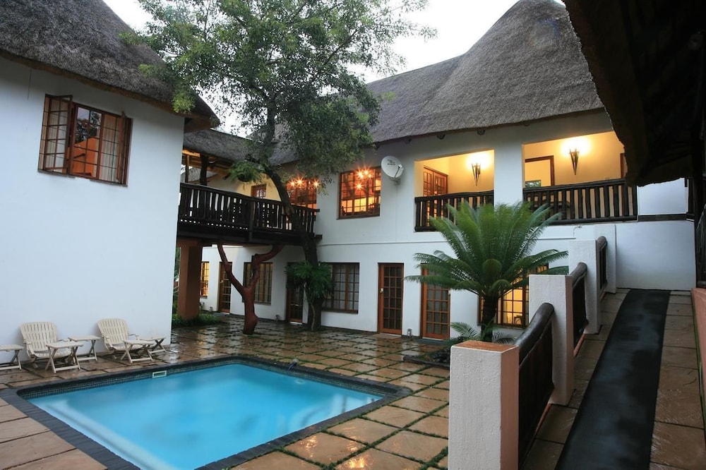 Pensao Guest Lodge 18/19