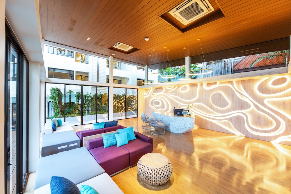 Liv Hotel Phuket Patong Beachfront 12/69